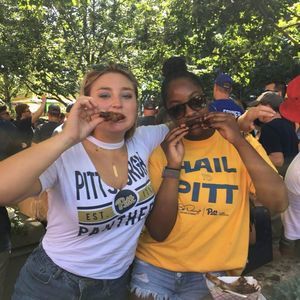 Meet your Posher, Olivia